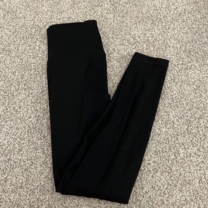 american eagle black leggings with pockets size small
